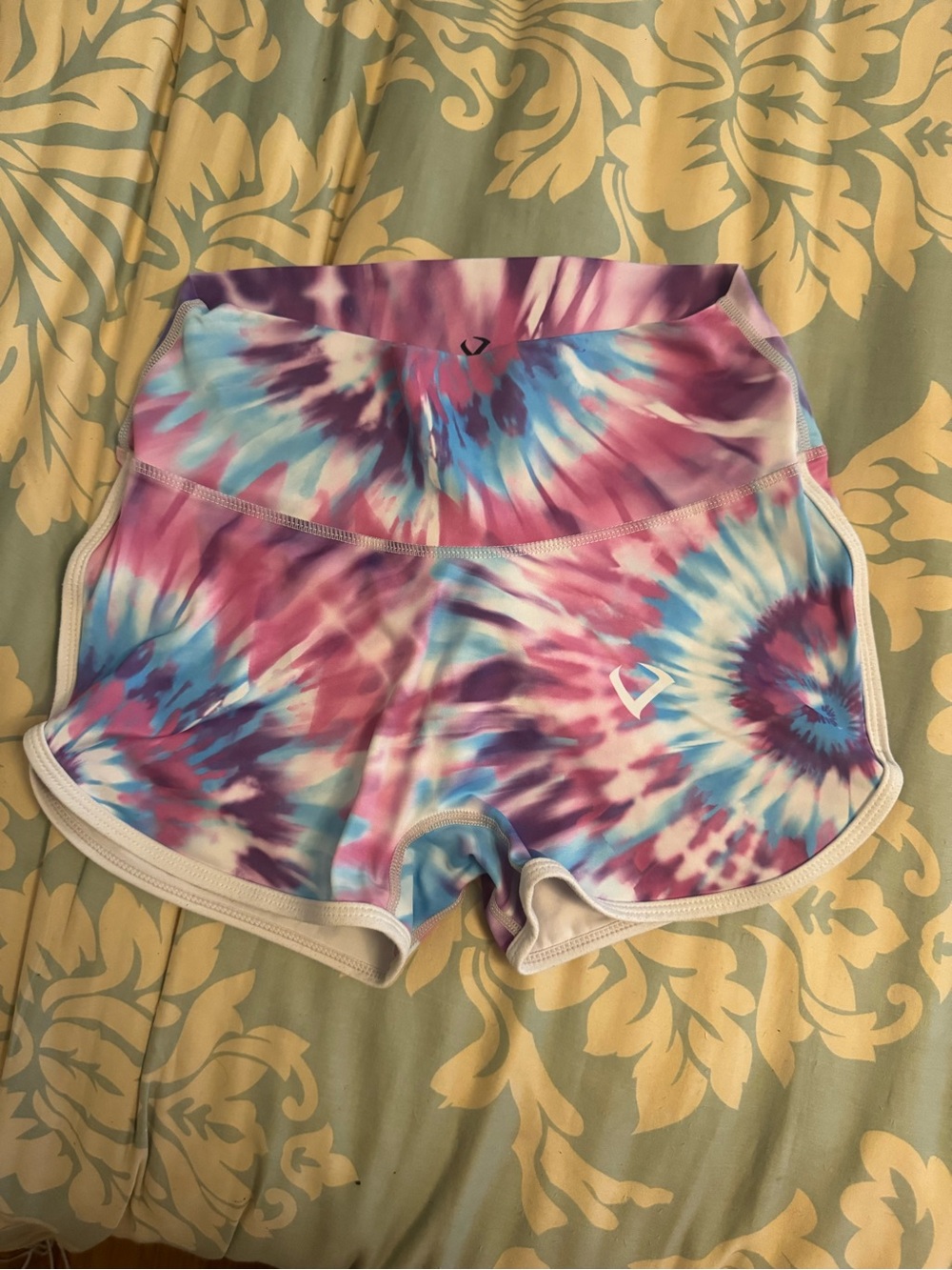 Violate the Dress code Tie-Dye size Medium EUC
